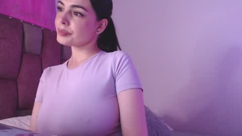 Snapshot of emily_w2 chatting on 07.14.26 emily_w2 online show from 07.14.26
