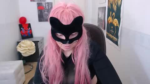 Snapshot of emily_york18 chatting on 02.22.25 Emily online show from 02.22.25