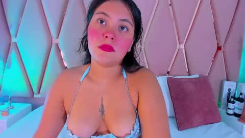 Snapshot of emilyblack_1 chatting on 04.18.26 Emily online show from 04.18.26