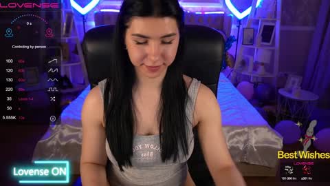 Emy online show from 02.04.25