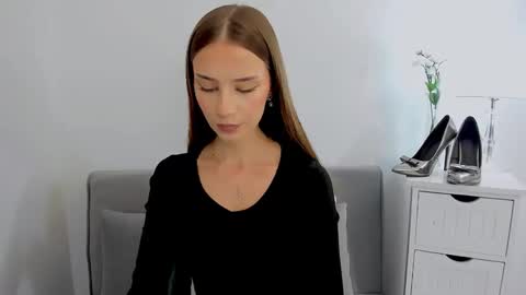 EmilyCharming online show from 01.14.25