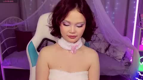 Snapshot of emilychaves chatting on 06.14.26 Emilyhaves online show from 06.14.26