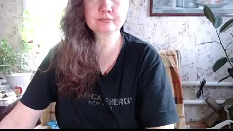 EmilyDoth online show from 04.19.26