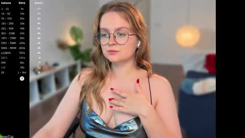 Emily  online show from 11.04.25