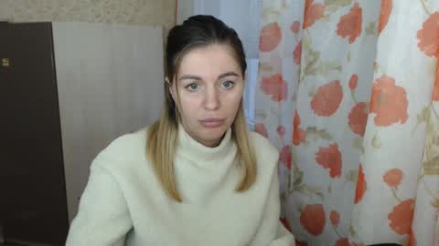 Snapshot of emilyfork chatting on 12.16.24 emilyfork online show from 12.16.24