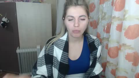 Snapshot of emilyfork chatting on 03.07.25 emilyfork online show from 03.07.25