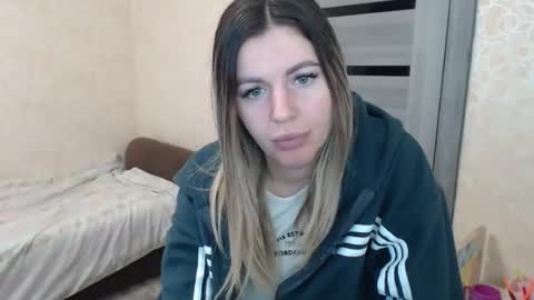 Snapshot of emilyfork chatting on 10.20.25 emilyfork online show from 10.20.25