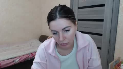 Snapshot of emilyfork chatting on 10.28.25 emilyfork online show from 10.28.25