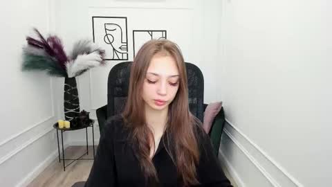 Emily online show from 11.19.25