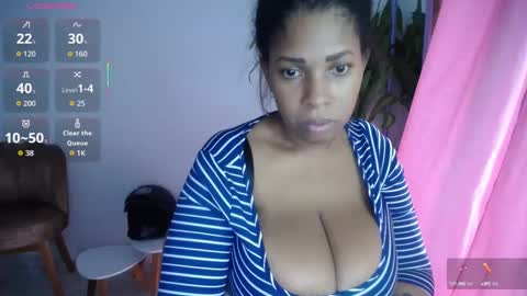 Snapshot of emilyhines__ chatting on 09.24.25 Emilyhines online show from 09.24.25