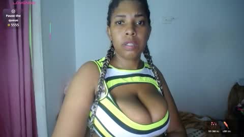 Emilyhines online show from 11.13.25