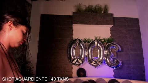 Snapshot of emilylittle chatting on 01.11.25 emmy i see you 6pm online show from 01.11.25