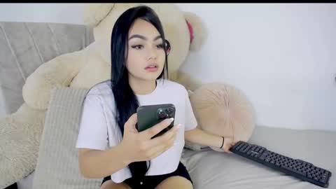 Snapshot of emilylittle___ chatting on 10.28.25 EMI online show from 10.28.25