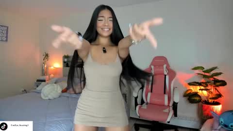 Snapshot of emilyn_keatting chatting on 09.14.25 Em online show from 09.14.25