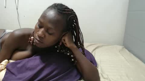 Emilly online show from 04.13.26