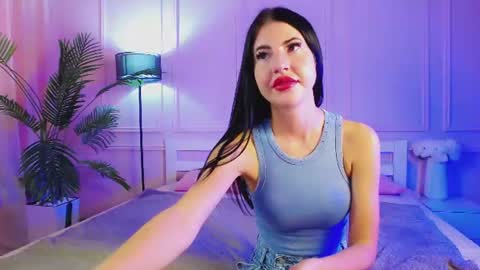 Snapshot of emilyramsey chatting on 07.16.26 Emily online show from 07.16.26