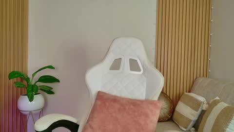 Emily  online show from 03.18.26