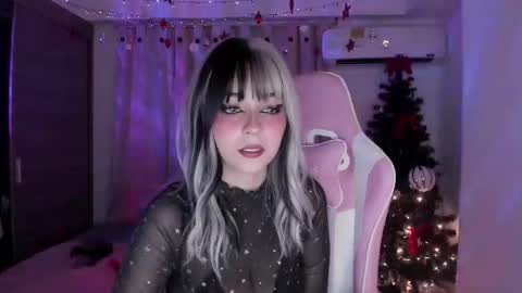 EMILY online show from 12.12.24