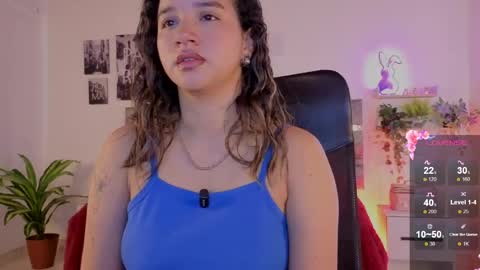 Snapshot of emilyrousex chatting on 05.28.26 emilyrousex online show from 05.28.26