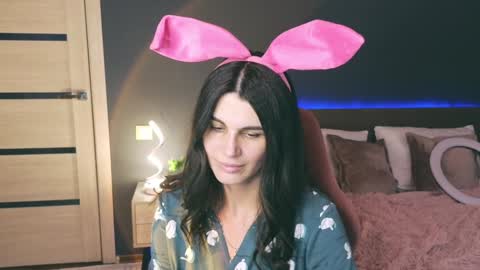 Emily online show from 01.26.25