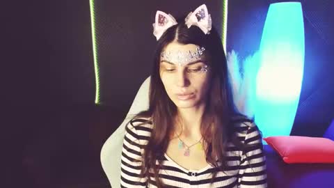 Emily online show from 10.10.25