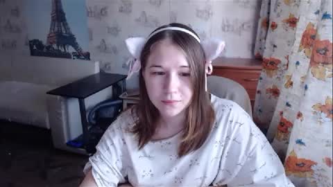 Snapshot of emilyway chatting on 12.20.24 emilyway online show from 12.20.24