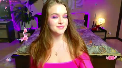 Snapshot of emilywhisperawesome chatting on 04.21.26 emilywhisperawesome online show from 04.21.26