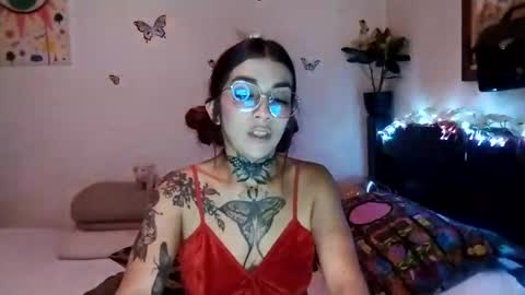 Valentina independent model online show from 12.16.24