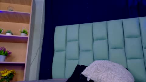 Snapshot of emilyy05_ chatting on 05.22.26 Emily online show from 05.22.26