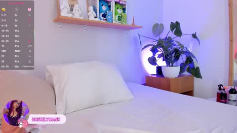 Emily Bank online show from 11.10.25