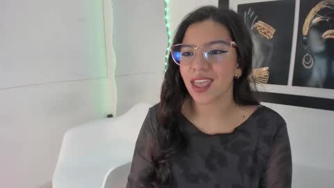 emilyy_cooperr online show from 09.29.25