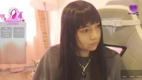 Snapshot of emitaa17228 chatting on 05.23.26 emma online show from 05.23.26