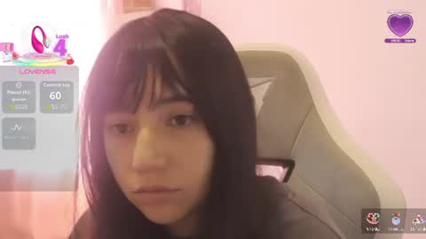 Snapshot of emitaa17228 chatting on 06.20.26 emma online show from 06.20.26