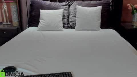 Snapshot of emm_quince chatting on 01.16.25 Emm online show from 01.16.25