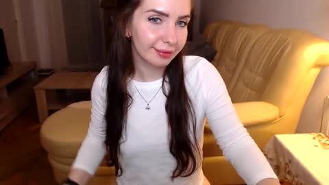 Snapshot of emma719510 chatting on 10.23.25 Emma online show from 10.23.25