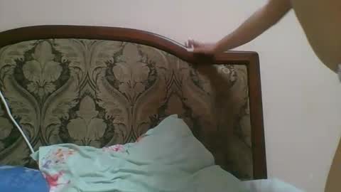 emma_991 online show from 02.18.25