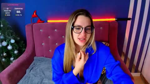 emma__rosss online show from 01.12.26