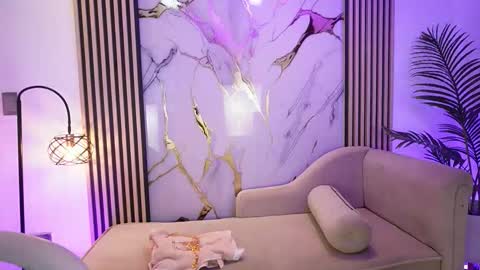 emma__walkerr_ online show from 03.28.26