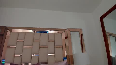 Emma Castillo online show from 02.02.25