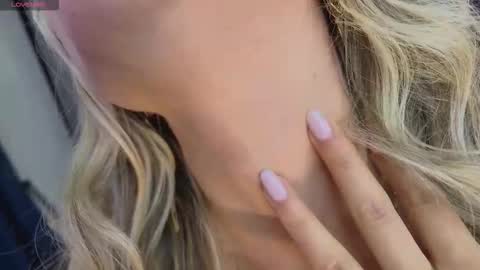 emma coronel online show from 10.19.25