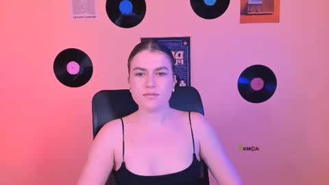 Snapshot of emma_dark_ chatting on 06.23.26 emma_dark_ online show from 06.23.26