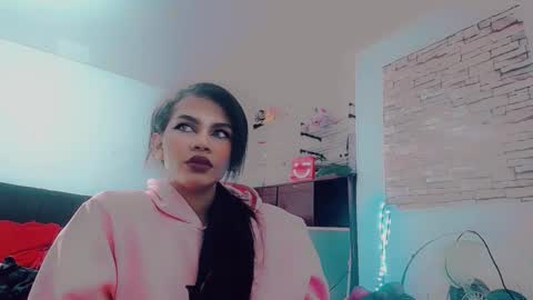 emma online show from 02.15.26