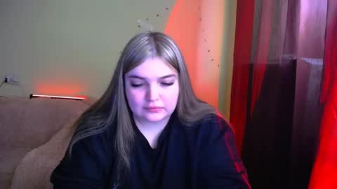 Snapshot of emma_dorn chatting on 02.08.26 Eva online show from 02.08.26