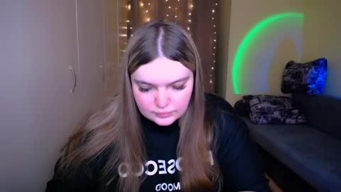 Snapshot of emma_dorn chatting on 06.04.26 Eva online show from 06.04.26