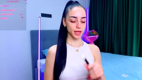 Snapshot of emma_jordan chatting on 04.16.26 Emma online show from 04.16.26