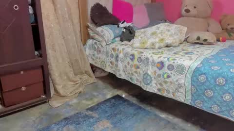 whises lits        online show from 02.24.25