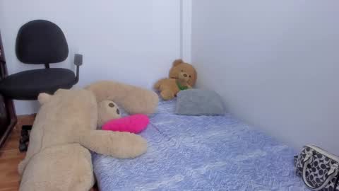 whises lits        online show from 09.27.25