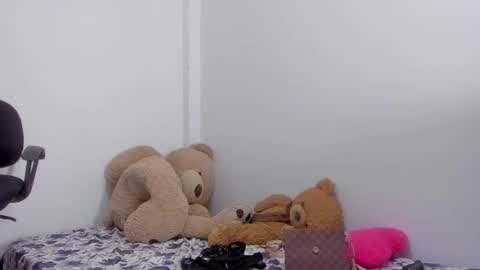 whises lits        online show from 10.07.25