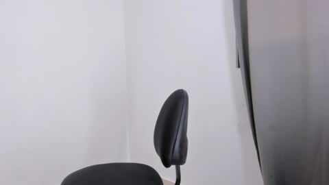 Snapshot of emma_lean chatting on 08.01.26 whises lits online show from 08.01.26