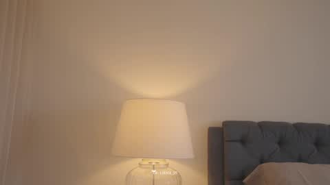 Snapshot of emma_lu1 chatting on 11.18.25 emma_lu1 online show from 11.18.25